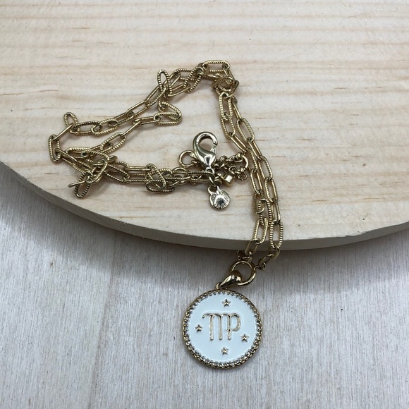 Ann Taylor Jewelry - Ann Taylor Virgo Celestial Zodiak Sign Pendant Chain Necklace